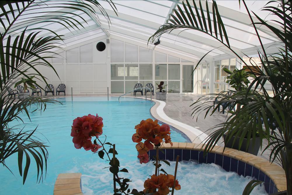 Camping La Croez Villieu Hotel Ердевен Екстериор снимка